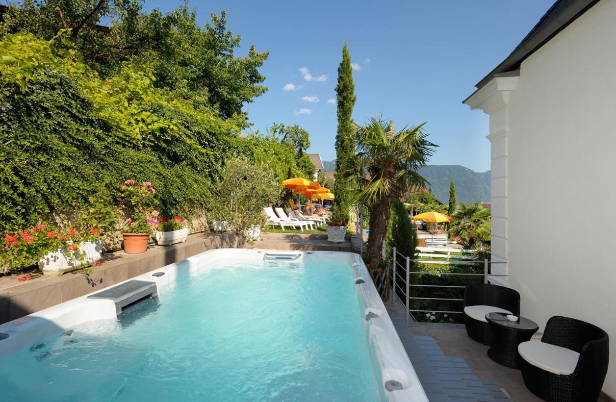 Villa Maria Tirolo Exteriör bild
